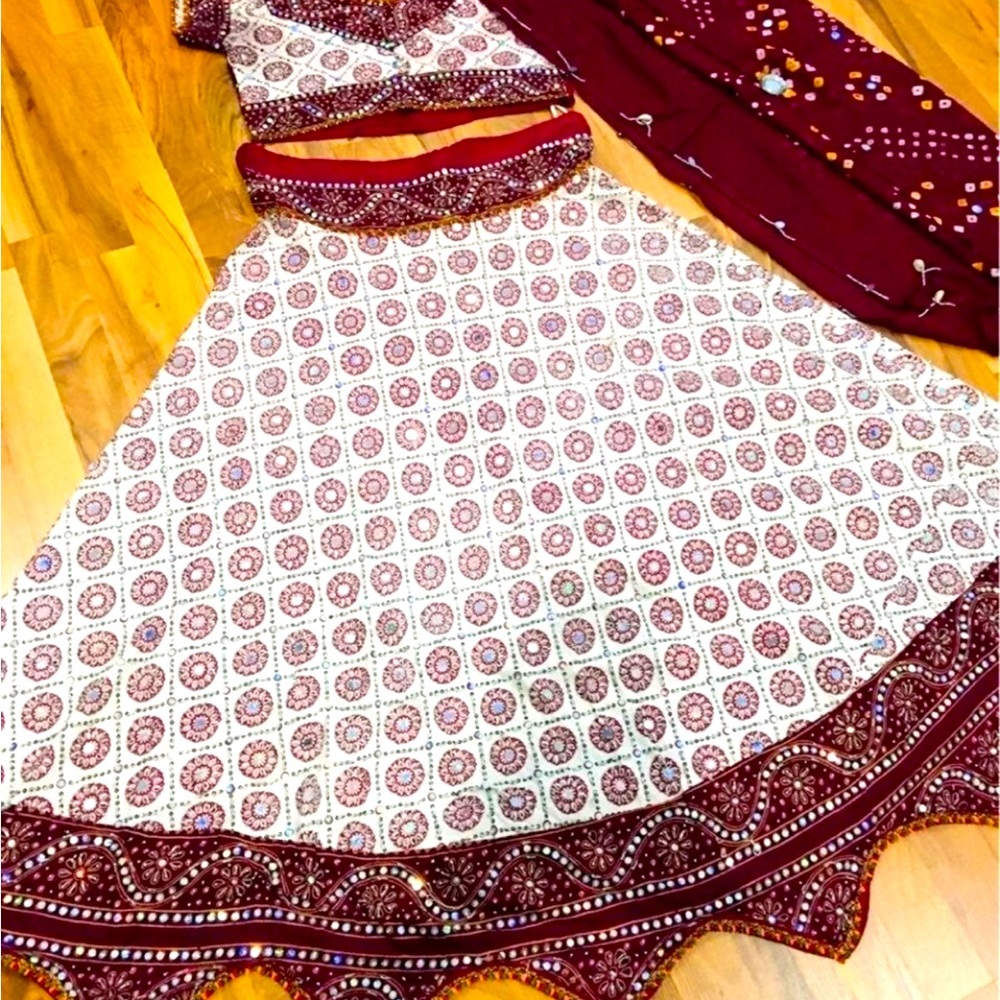 GUC Maroon & white three piece lengha dress outfit choli sari Diwali Eid Indian